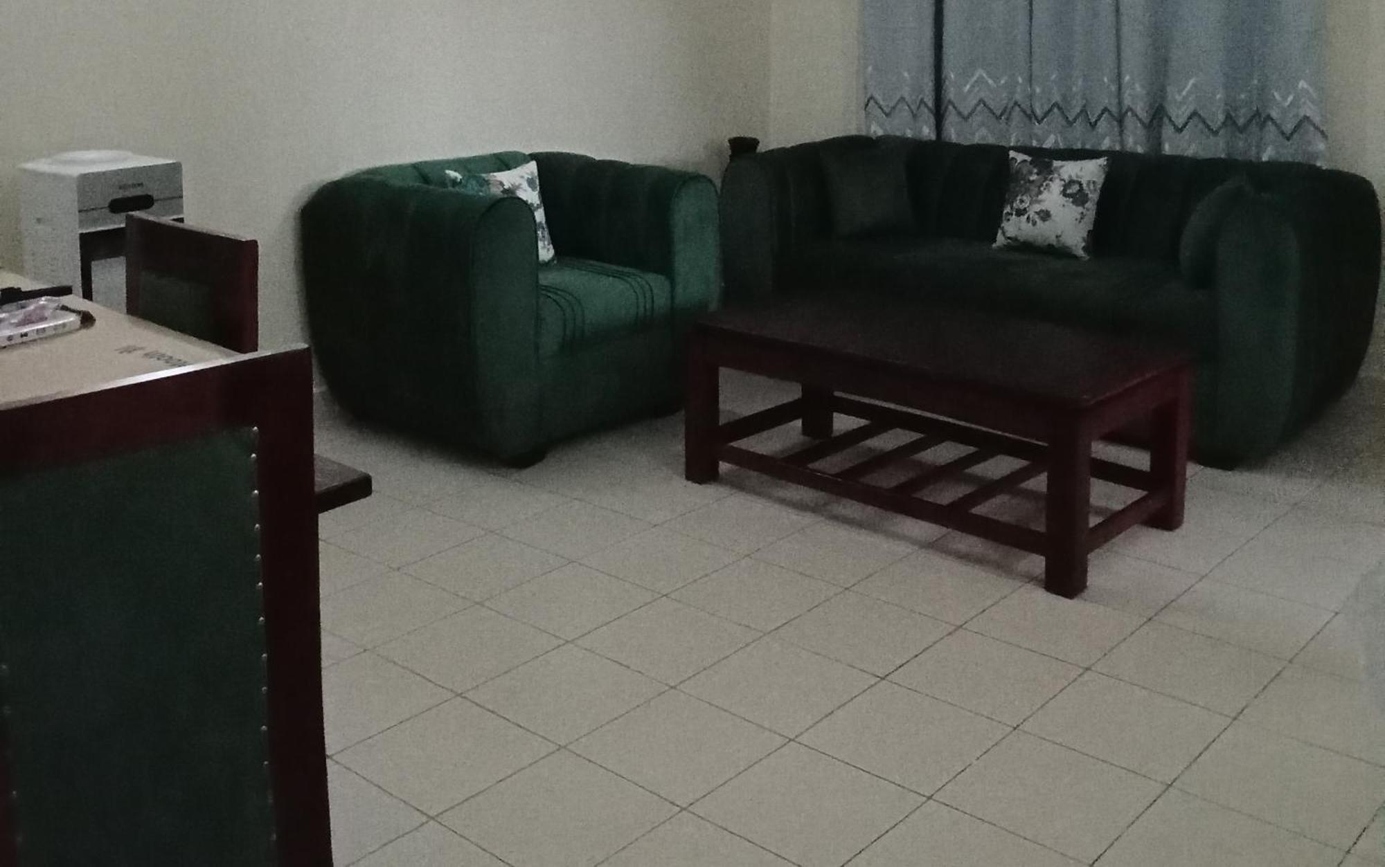 Miles Haven Apartman Kakamega Kültér fotó